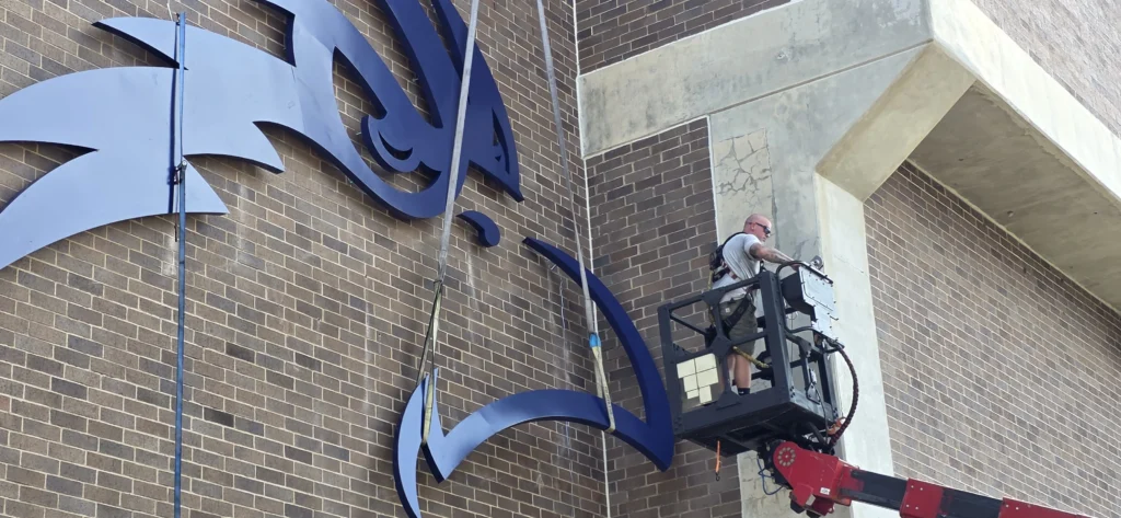 Unf Sign Installation Jacksonville Fl